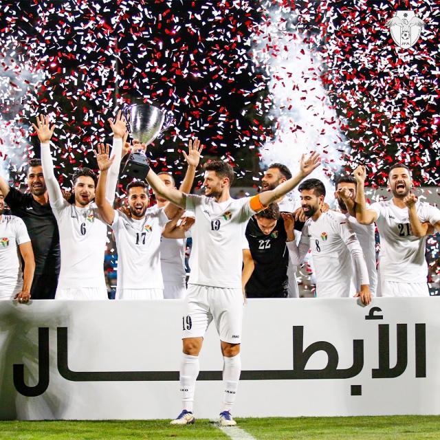 1664358194495000625.jpg 1664358194495000625.jpg